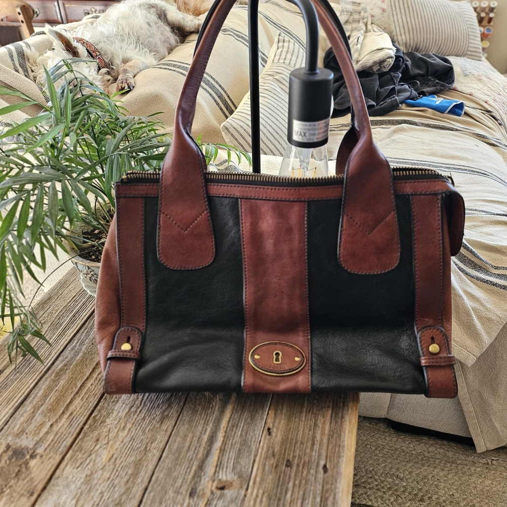 Fossil Reissue Black and Brown Leather Tote In Great Condition!